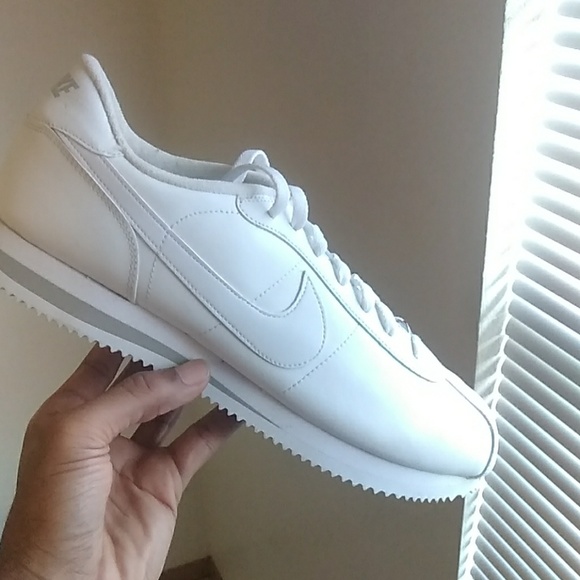 nike cortez poshmark